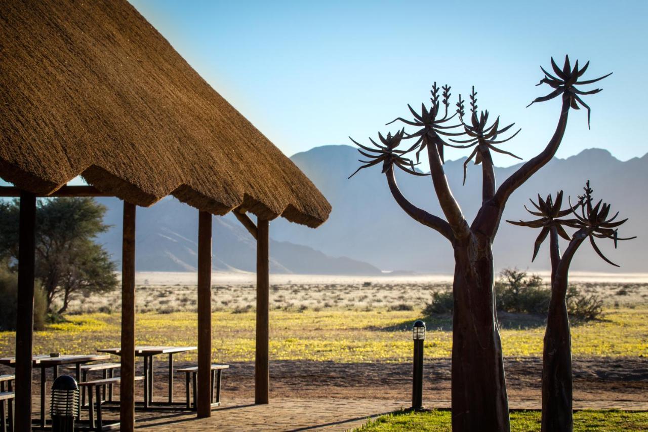 Desert Camp Сесрием Екстериор снимка